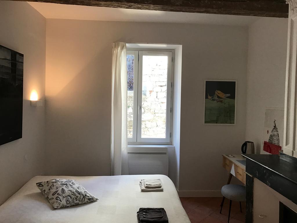 B&B Le Chat Qui Dort Montricoux Exteriör bild